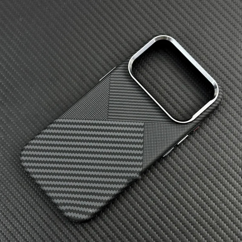PrimeArmor - Carbon Fiber Texture Magnetic MagSafe Case for iPhone