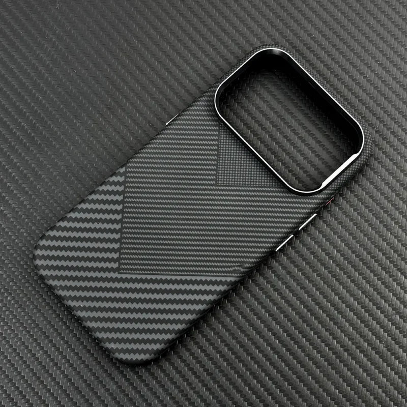 PrimeArmor - Carbon Fiber Texture Magnetic MagSafe Case for iPhone